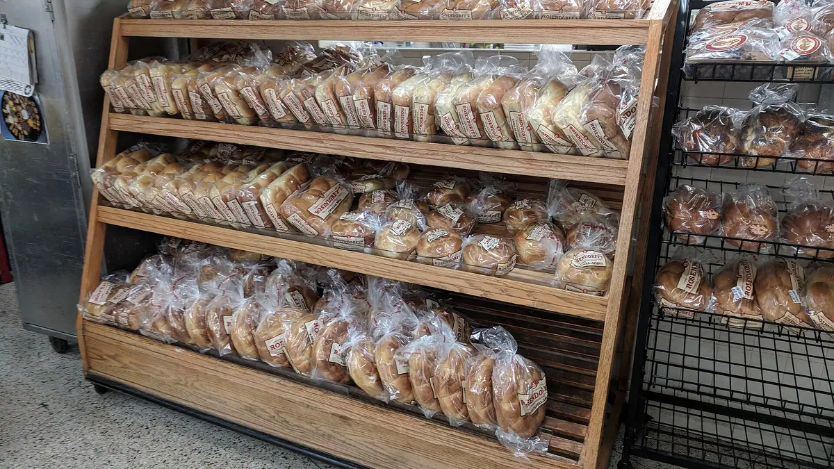 Settle's Bakery – bakery in Middlebrook, Horwich